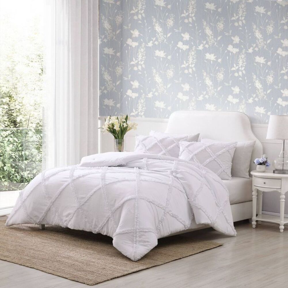 Laura Ashley 2pc Twin Extra Long Norah Comforter Bedding Set White
